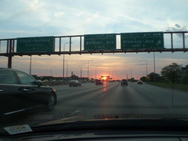  stretch limousine going to Chicago